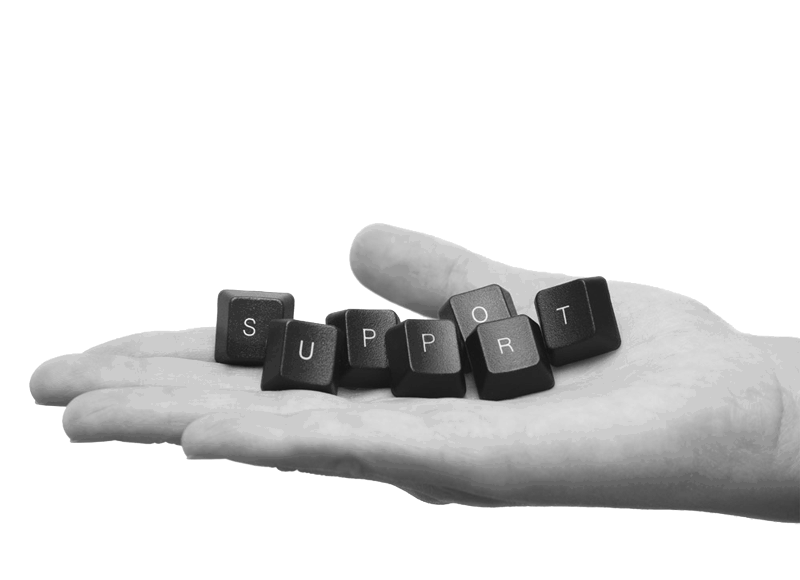 Main portant les touches de clavier du mot support représentant le service de maintenance informatique de VPN Entreprise